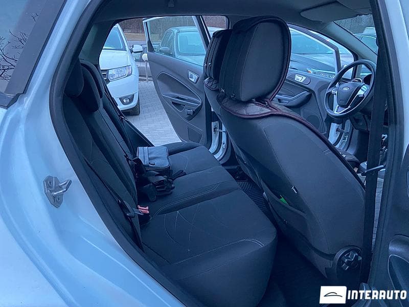 2014 Ford Fiesta — Miniatură 14