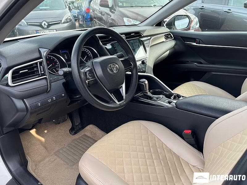 2020 Toyota Camry — Miniatură 6