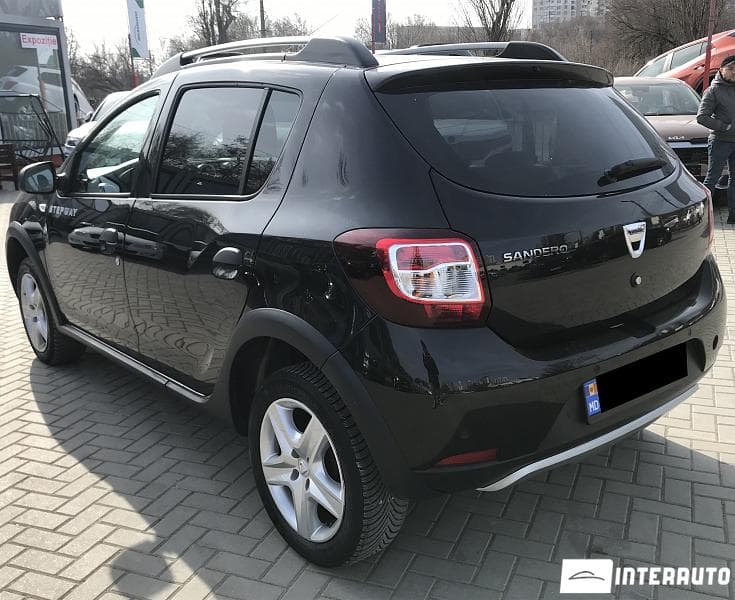 2015 Dacia Sandero Stepway — Miniatură 4