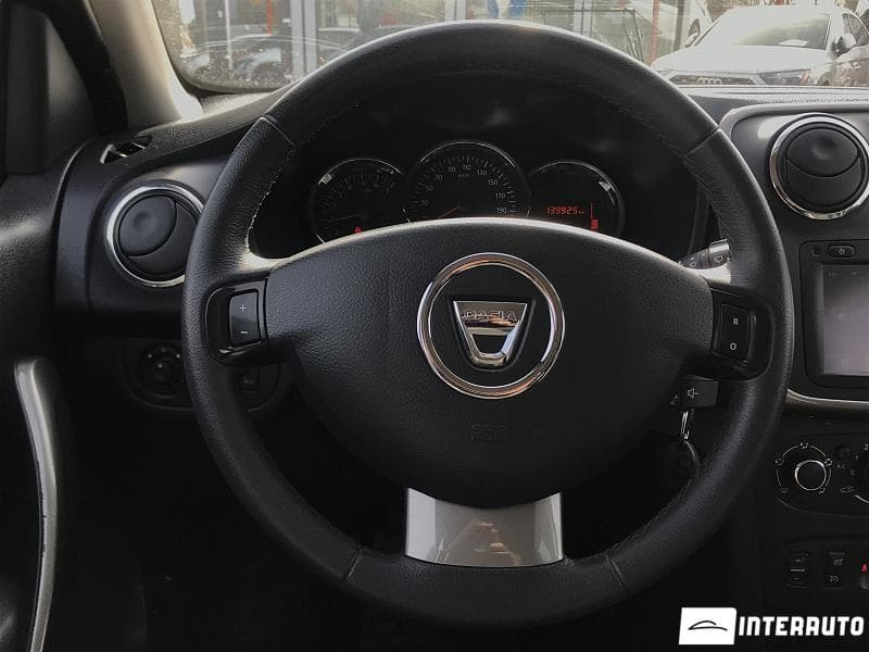 2015 Dacia Sandero Stepway — Miniatură 10
