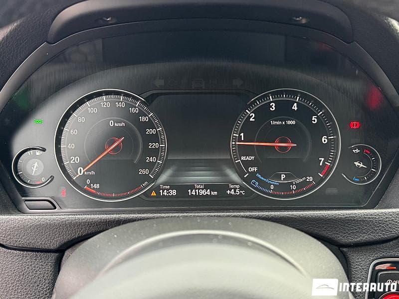 2016 BMW 330 — Miniatură 11