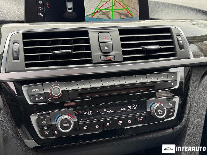 2016 BMW 330 — Miniatură 13