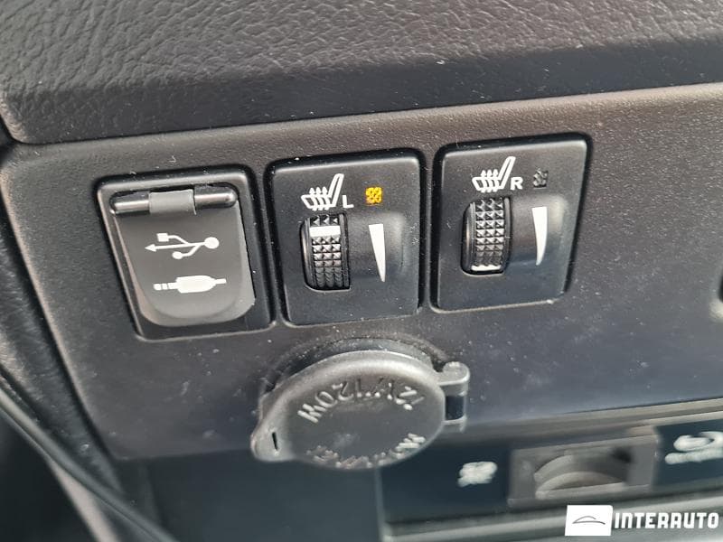 2017 Toyota Sienna — Miniatură 19