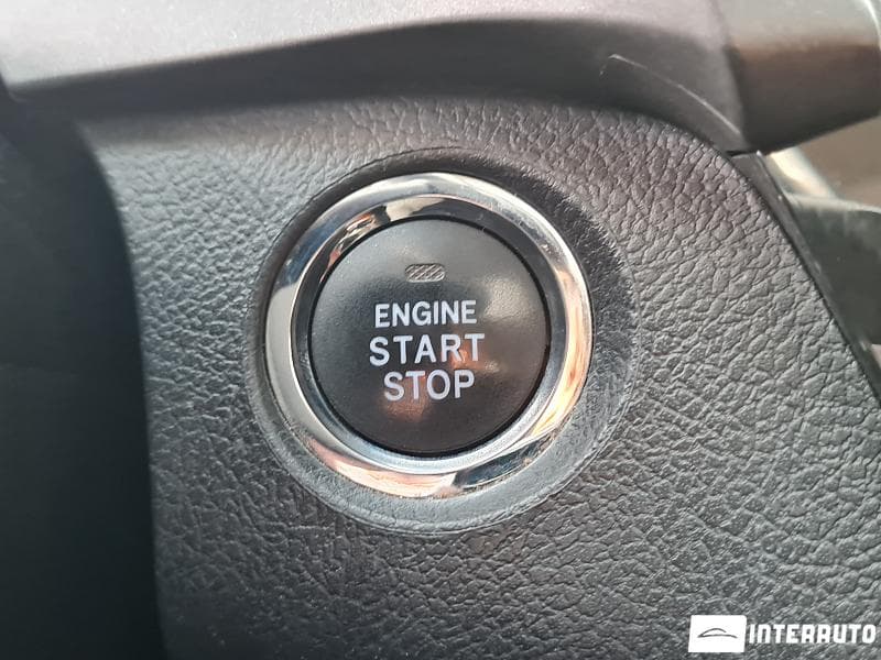 2017 Toyota Sienna — Miniatură 25
