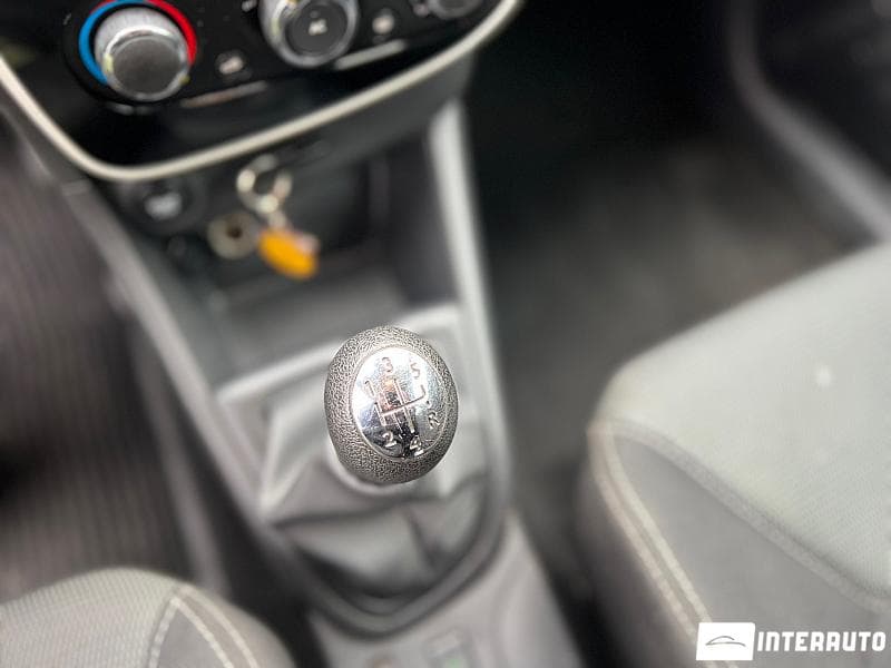 2014 Renault Clio — Miniatură 12