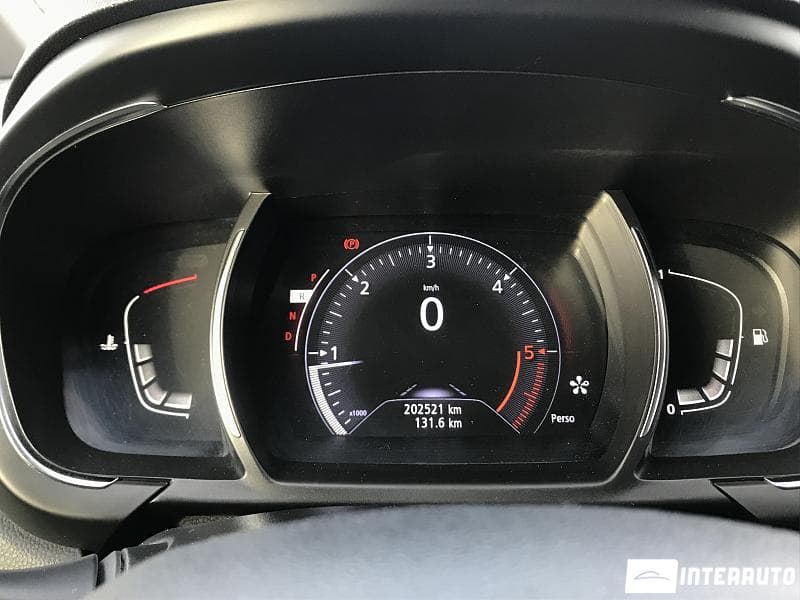 2017 Renault Scenic — Miniatură 12