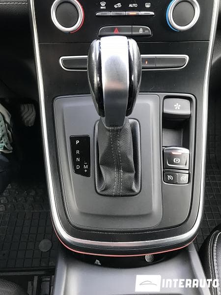 2017 Renault Scenic — Miniatură 14