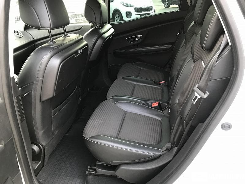 2017 Renault Scenic — Miniatură 15