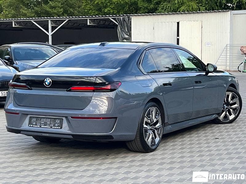 BMW 740 2022 — Миниатюра 4