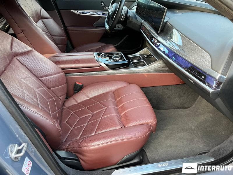 BMW 740 2022 — Миниатюра 9