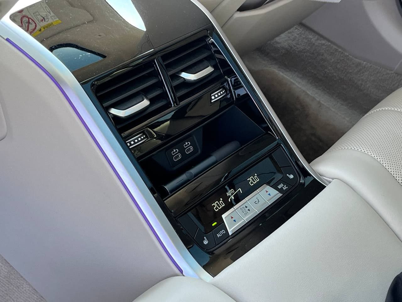 BMW 840i 2020 — Миниатюра 18