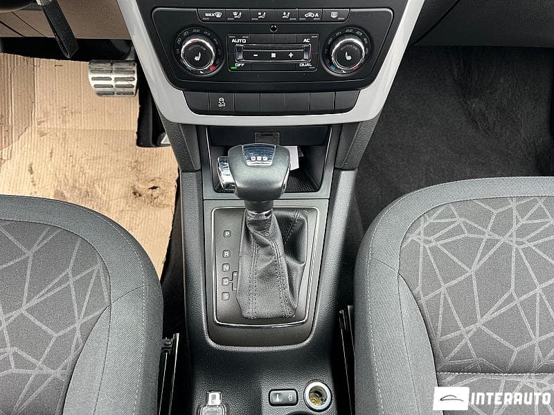 2012 Skoda Yeti — Miniatură 12