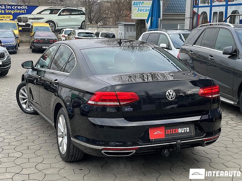 2016 Volkswagen Passat GTE — Miniatură 4