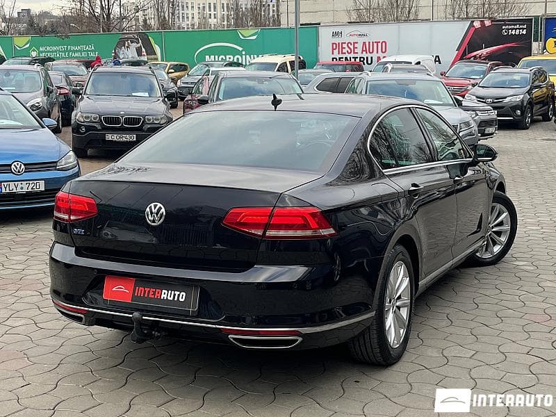 2016 Volkswagen Passat GTE — Miniatură 3