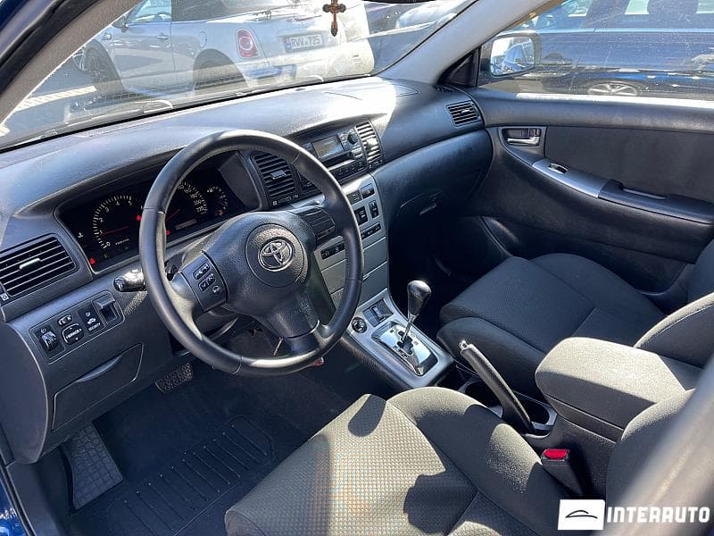 2005 Toyota Corolla — Miniatură 5