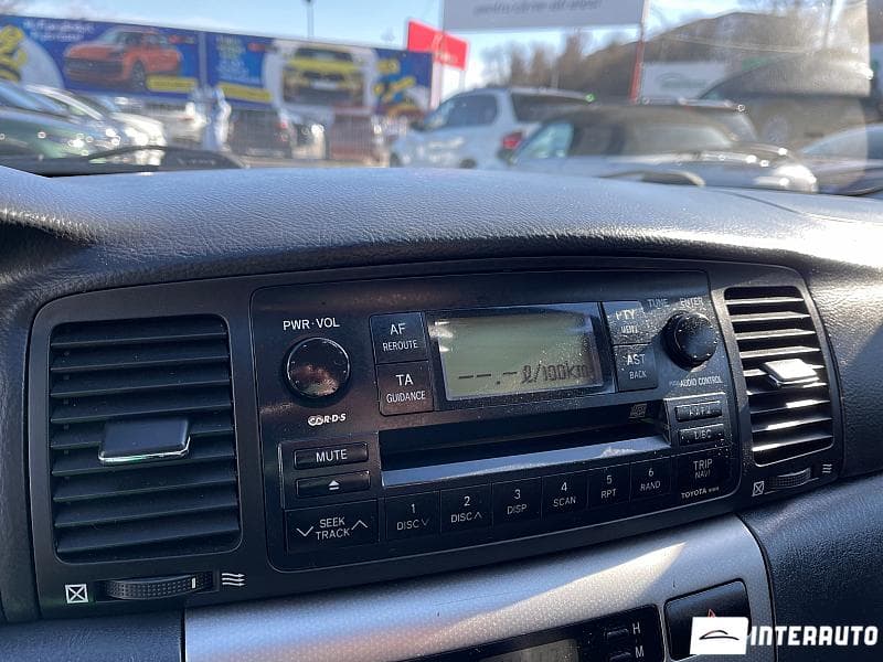 2005 Toyota Corolla — Miniatură 9