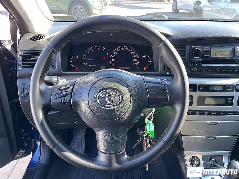 2005 Toyota Corolla — Miniatură 7