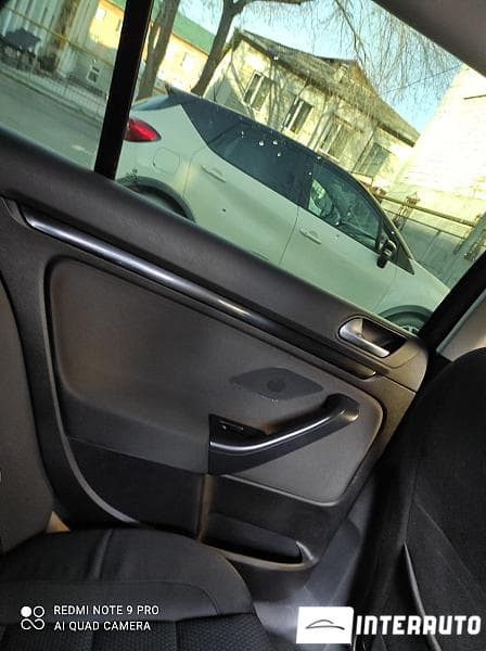 2010 Volkswagen Golf — Miniatură 7