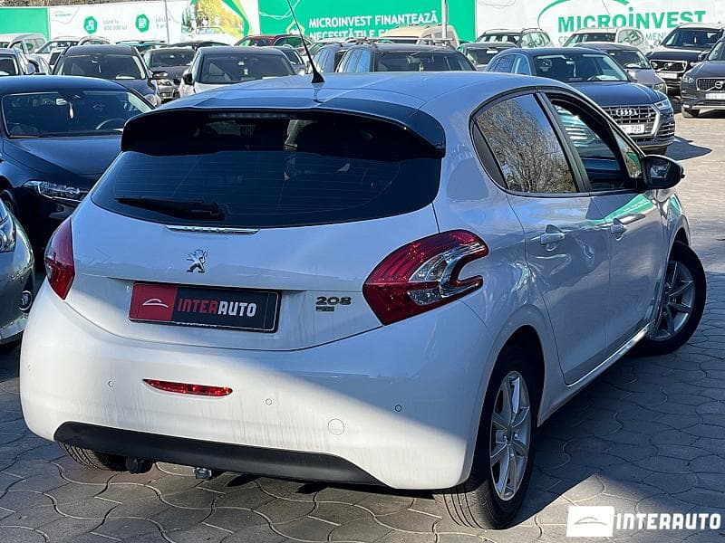 2015 Peugeot 208 — Miniatură 2