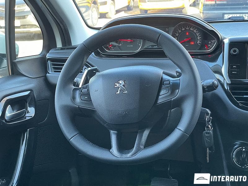 2015 Peugeot 208 — Miniatură 11