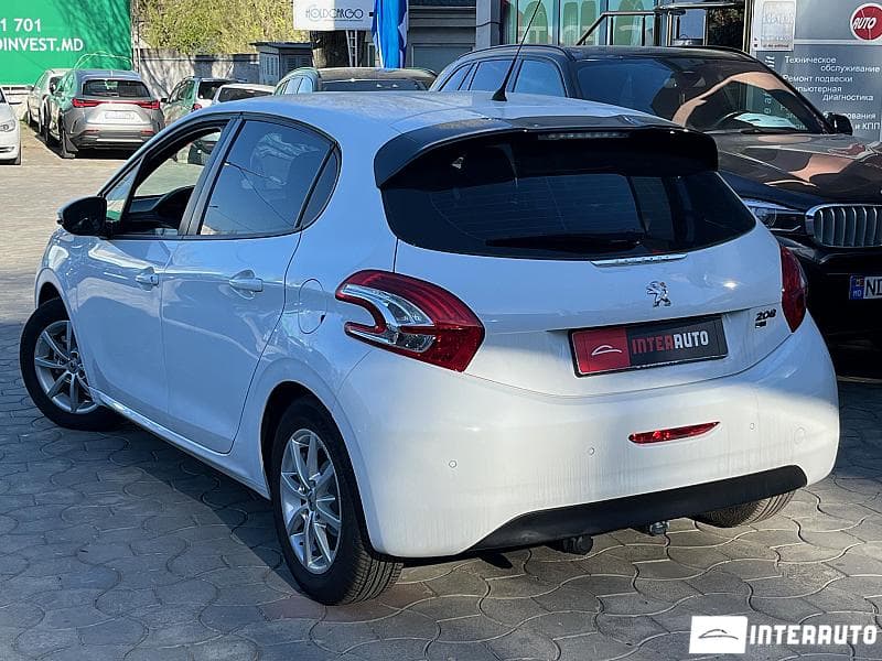2015 Peugeot 208 — Miniatură 3