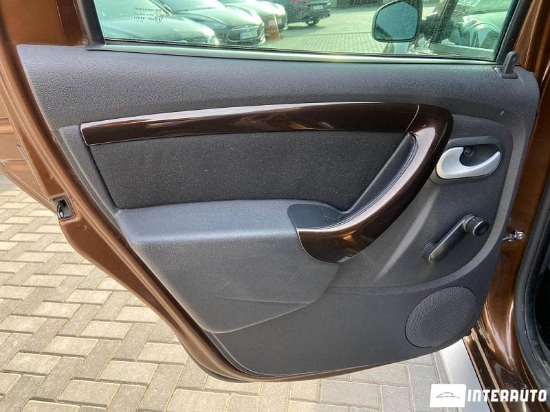 2012 Dacia Duster — Miniatură 12