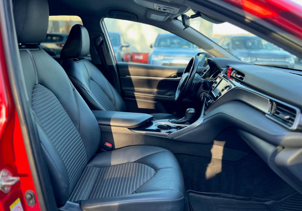 Toyota Camry 2019 — Миниатюра 7