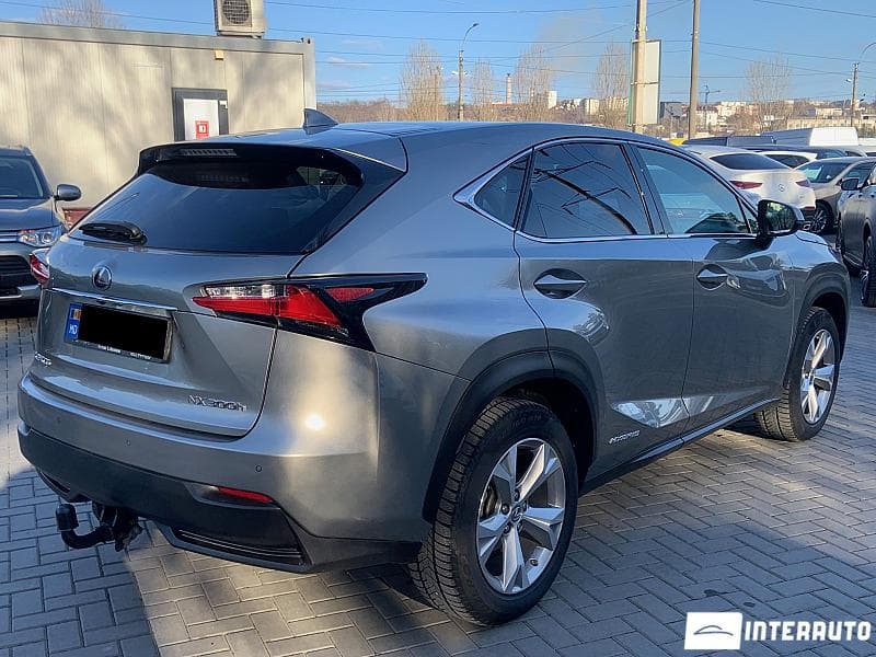 2015 Lexus NX 300H — Miniatură 4