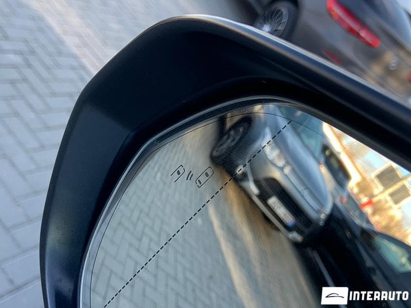2015 Lexus NX 300H — Miniatură 5