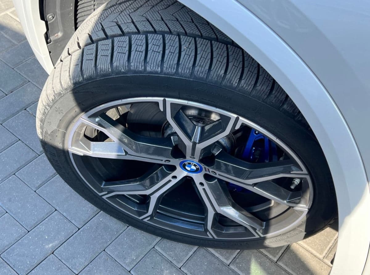 BMW X5 2.5D 2021 — Миниатюра 24