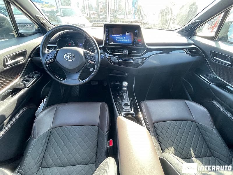 2018 Toyota C-HR — Miniatură 9