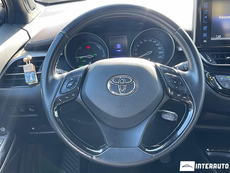 2018 Toyota C-HR — Miniatură 10