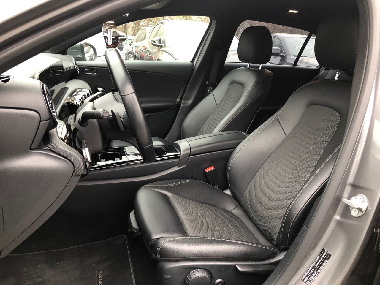 Mercedes A 180 2019 — Миниатюра 8