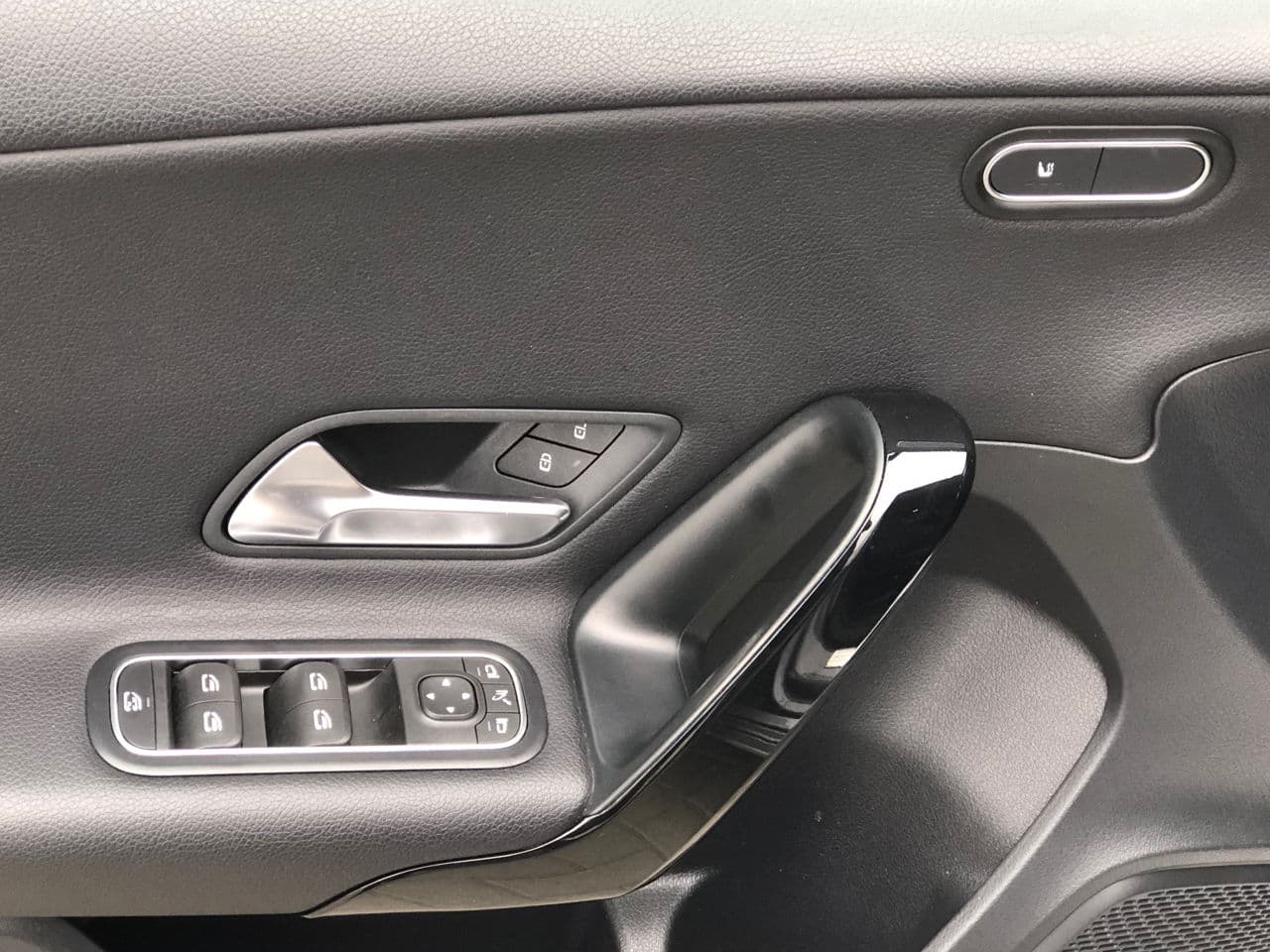 Mercedes A 180 2019 — Миниатюра 6