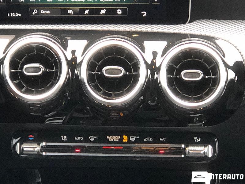 Mercedes A 180 2019 — Миниатюра 16