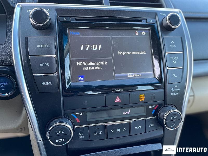 2015 Toyota Camry — Miniatură 13