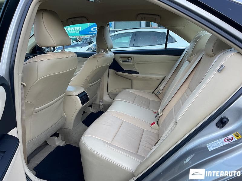 2015 Toyota Camry — Miniatură 9