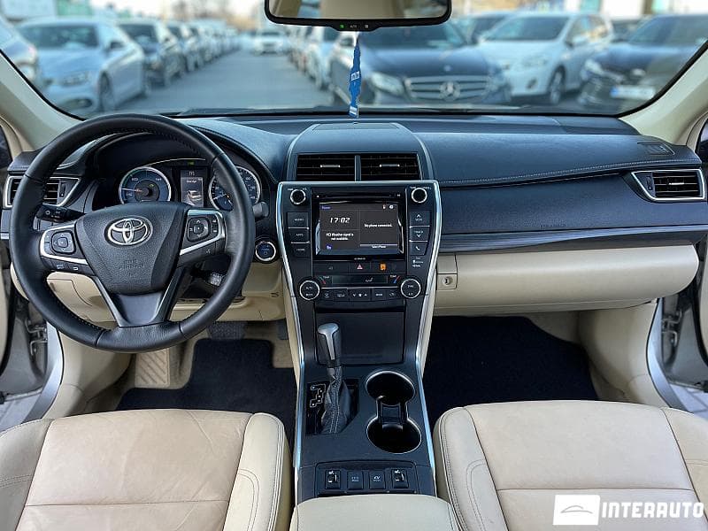 2015 Toyota Camry — Miniatură 6