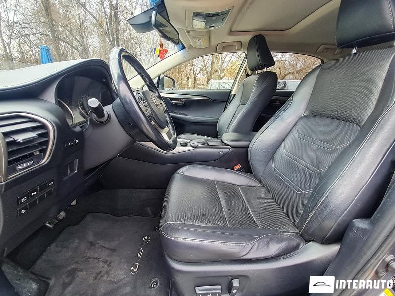 2015 Lexus NX 300H — Miniatură 5