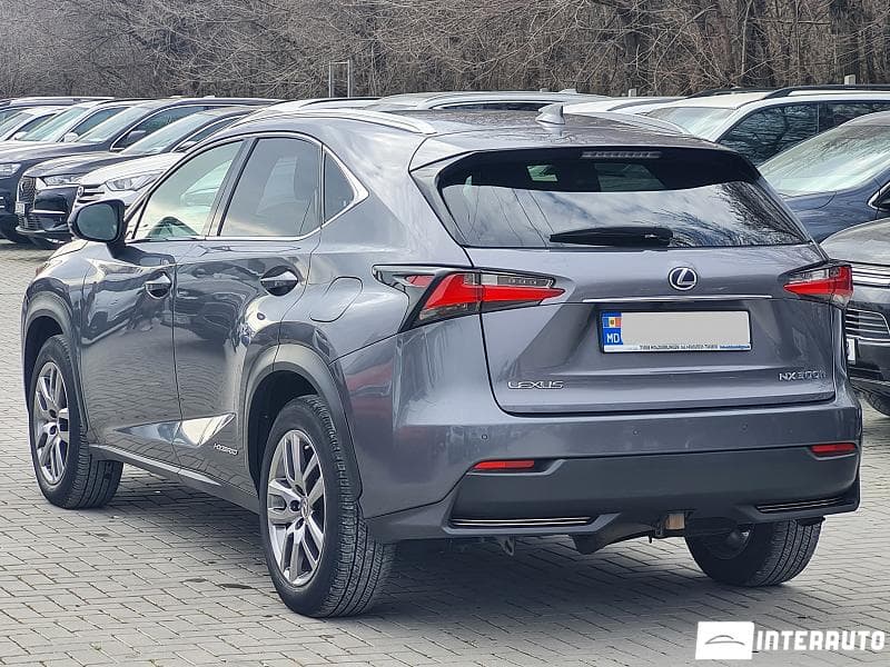 2015 Lexus NX 300H — Miniatură 4