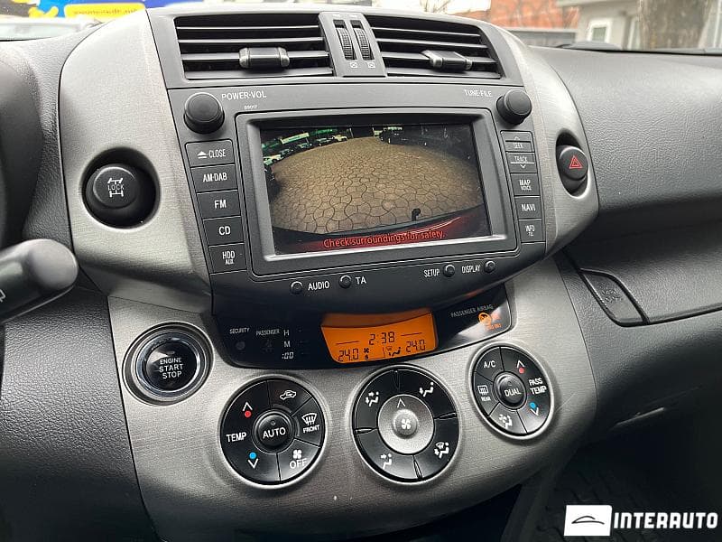 2010 Toyota Rav-4 — Miniatură 12