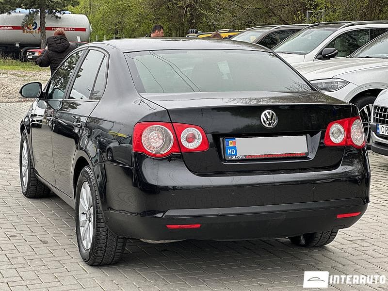 2007 Volkswagen Jetta — Miniatură 4