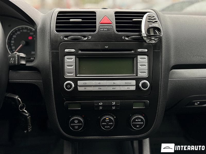 2007 Volkswagen Jetta — Miniatură 10