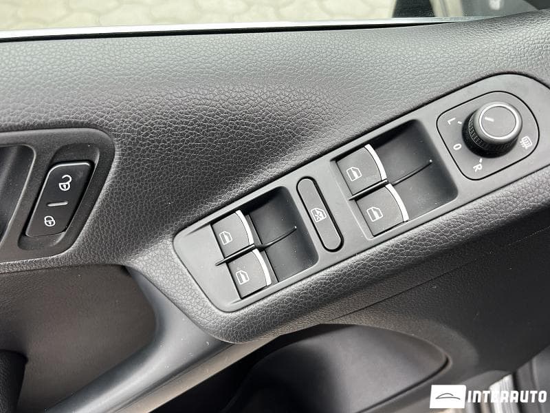 2015 Volkswagen Tiguan — Miniatură 13