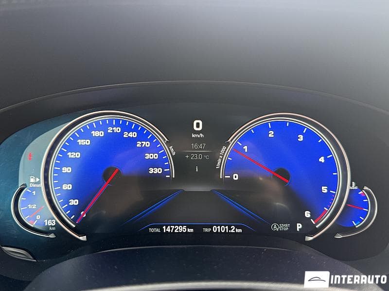 BMW 520 2017 — Миниатюра 8