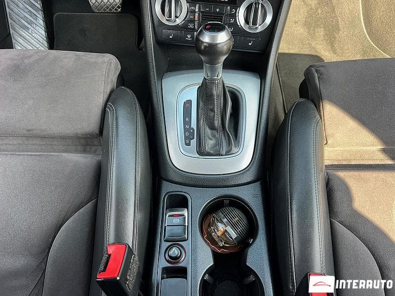 2011 Audi Q3 — Miniatură 13