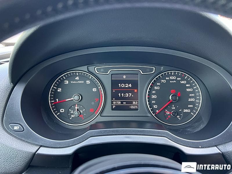 2011 Audi Q3 — Miniatură 9