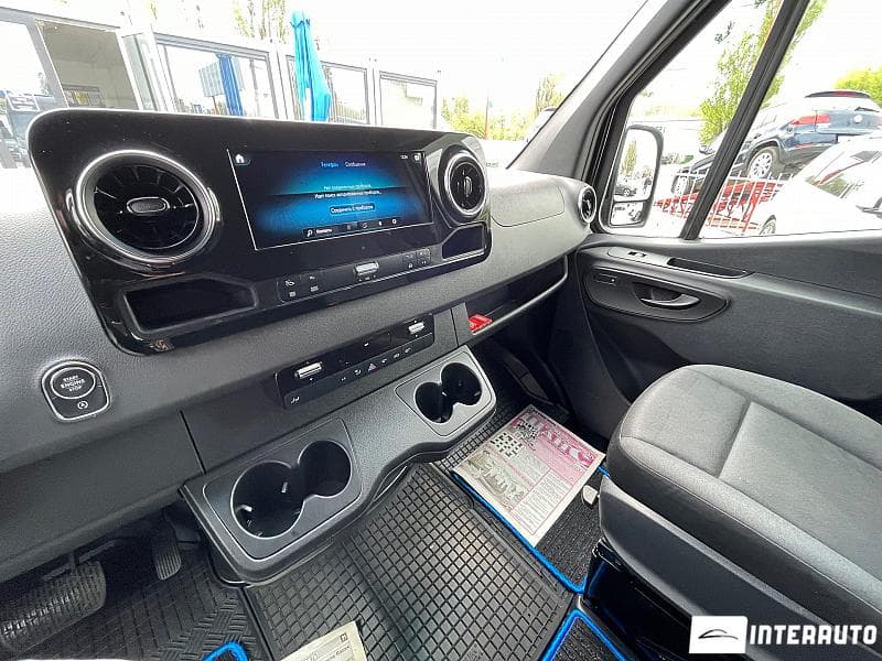 2018 Mercedes Sprinter — Miniatură 13