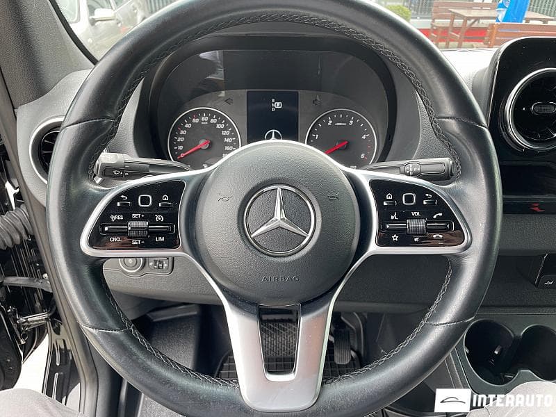 2018 Mercedes Sprinter — Miniatură 10