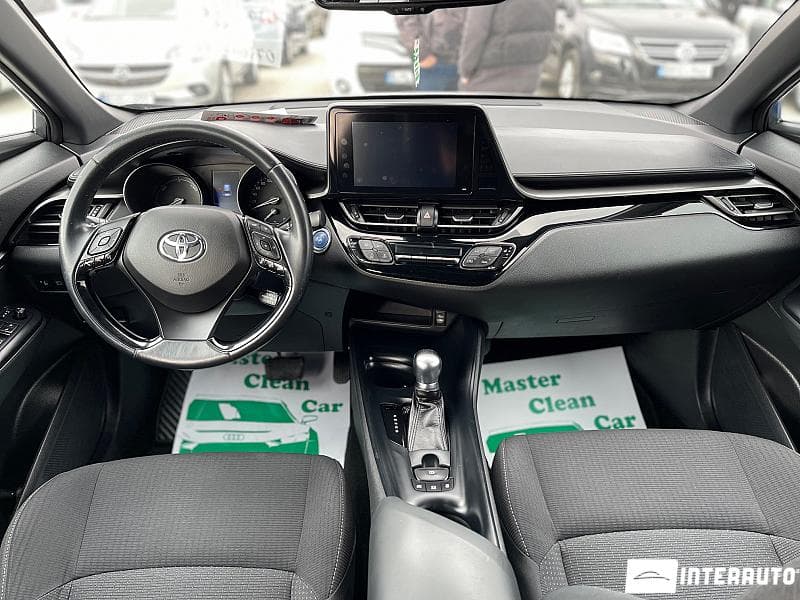 2018 Toyota C-HR — Miniatură 9